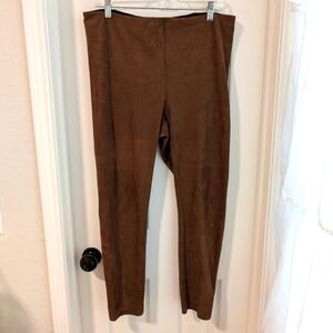 3/$10 Lysse Brown Suede Laser Cut Leggings